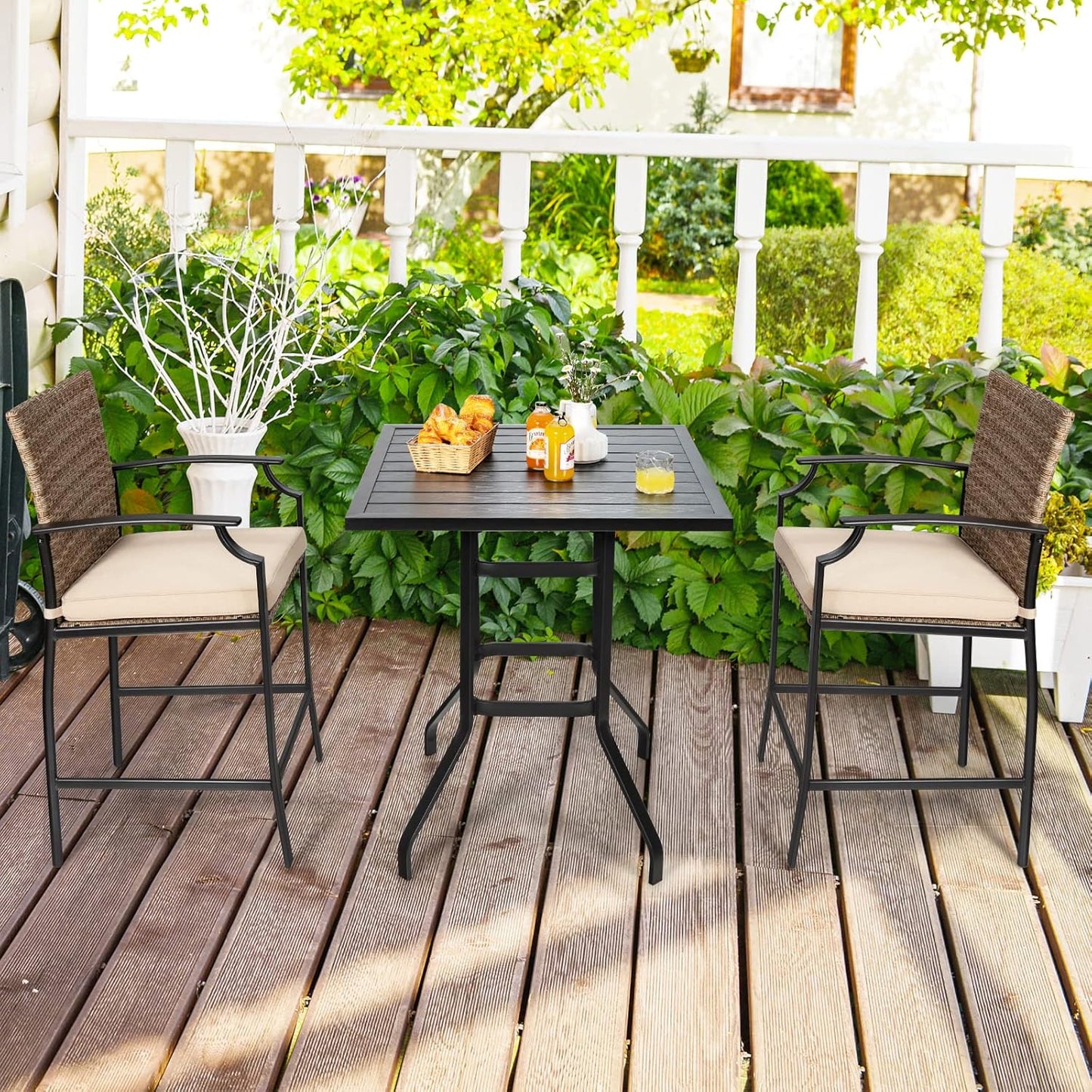Comfortable Seating for Relaxed Outdoor Moments